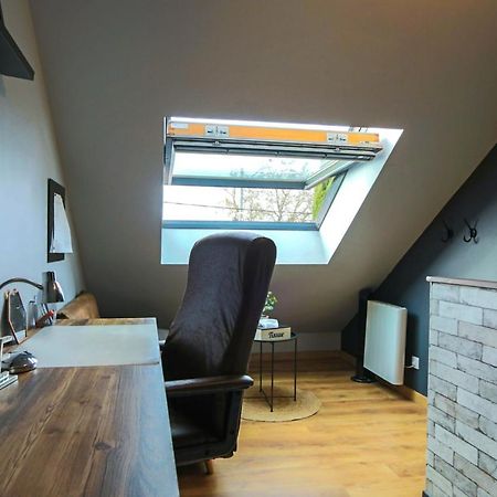 Maisonnette En Duplex Avec Terrasse Breux-Jouy 外观 照片
